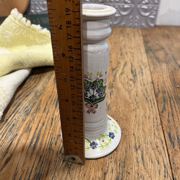 HAND-PAINTED PORTUGUESE CERAMIC CANDLE HOLDER – VINTAGE CHARM - Picture 7 of 7